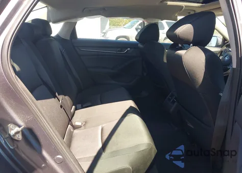 2021 Infiniti Q50 Luxe z USA, uszkodzony, nr VIN JN1EV7BP3MM700817